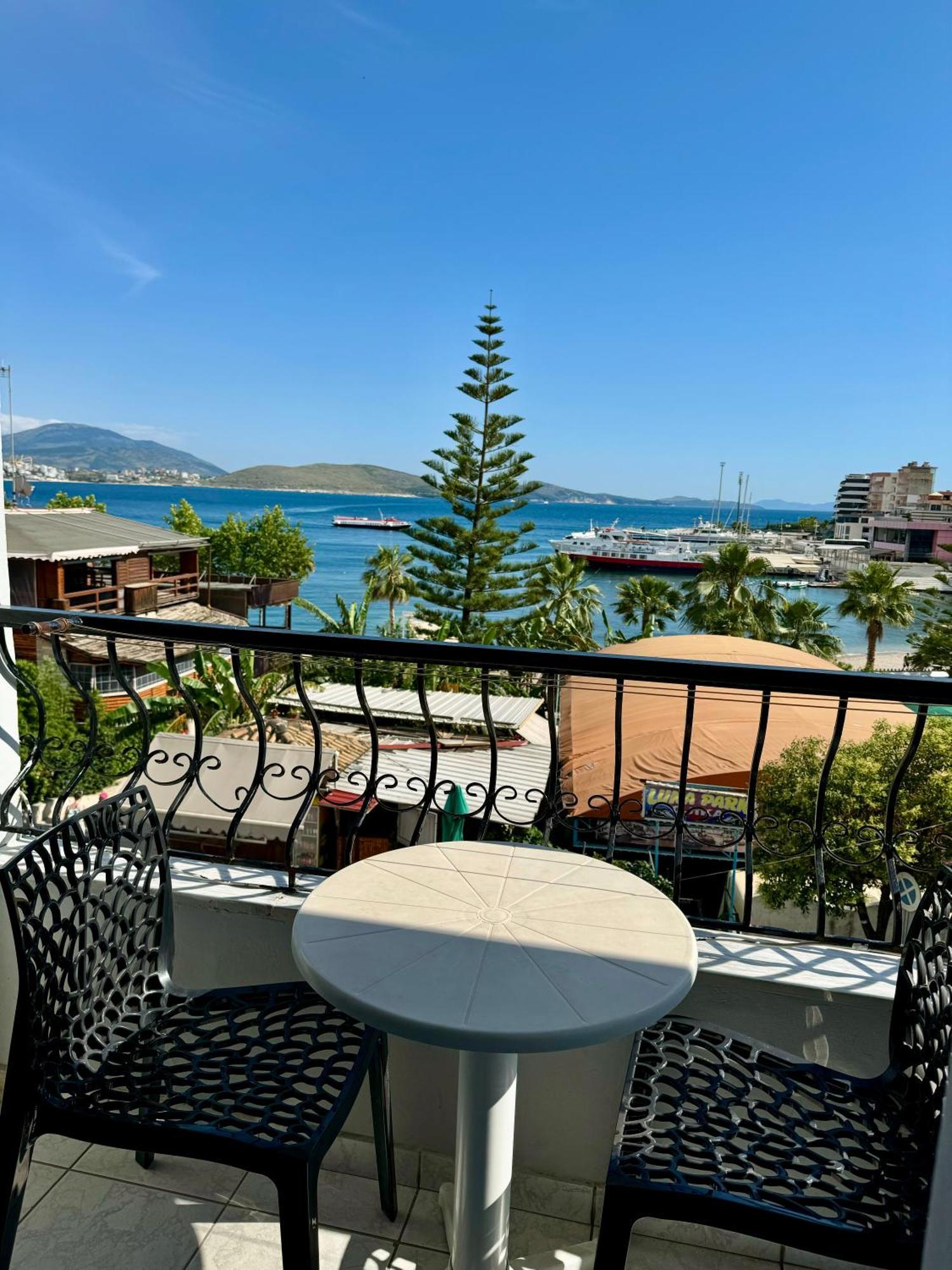 Hotel Cakalli Sarandë Exterior foto